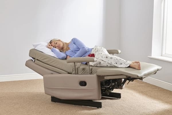 Jefferson Hi-Low Bed Chair